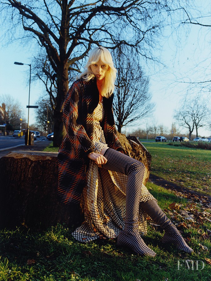 Lili Sumner featured in Sumner Of Love, March 2015