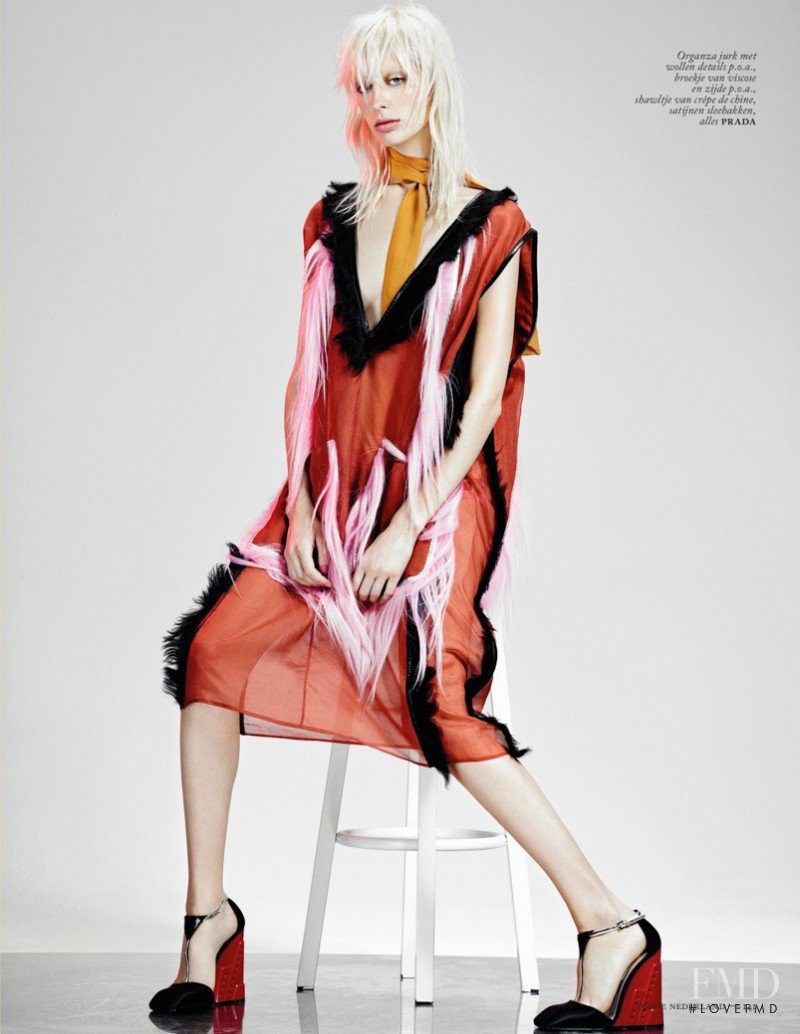 Lili Sumner featured in Lili, October 2014