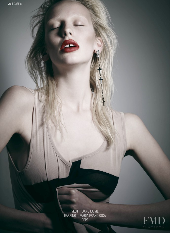 Lili Sumner featured in Après Tatouage, May 2012