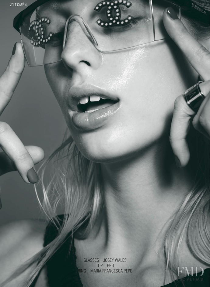 Lili Sumner featured in Après Tatouage, May 2012
