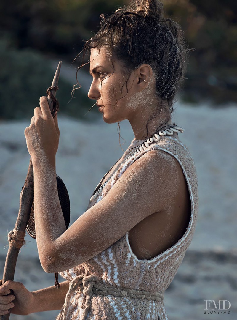 Andreea Diaconu featured in À La Plage, May 2015