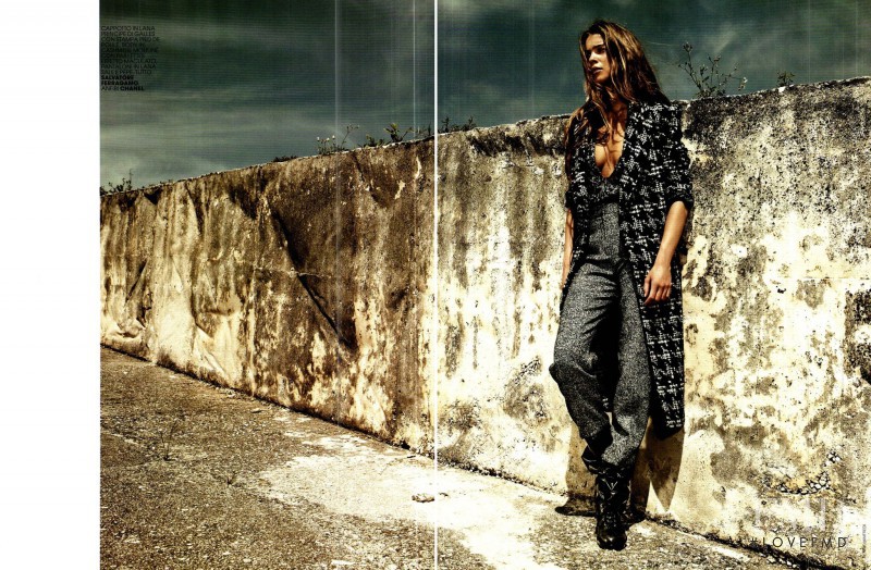 Kim Noorda featured in Il fascino del grigio, September 2011