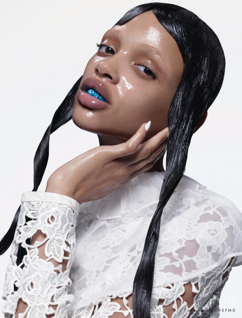 Aya Jones featured in Incandescente, May 2015