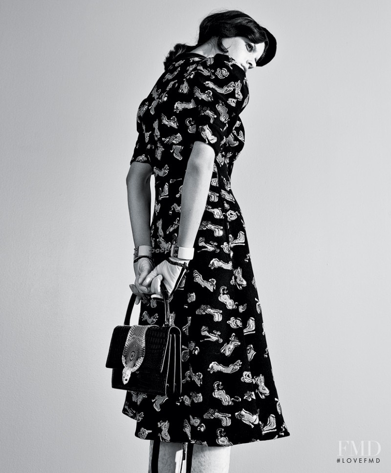 Tatiana Cotliar featured in The Retro Dress, September 2011