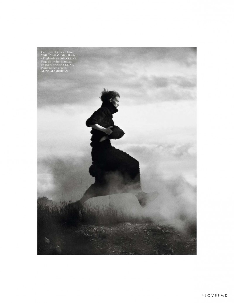 Niki Trefilova featured in Sur La Route, October 2014