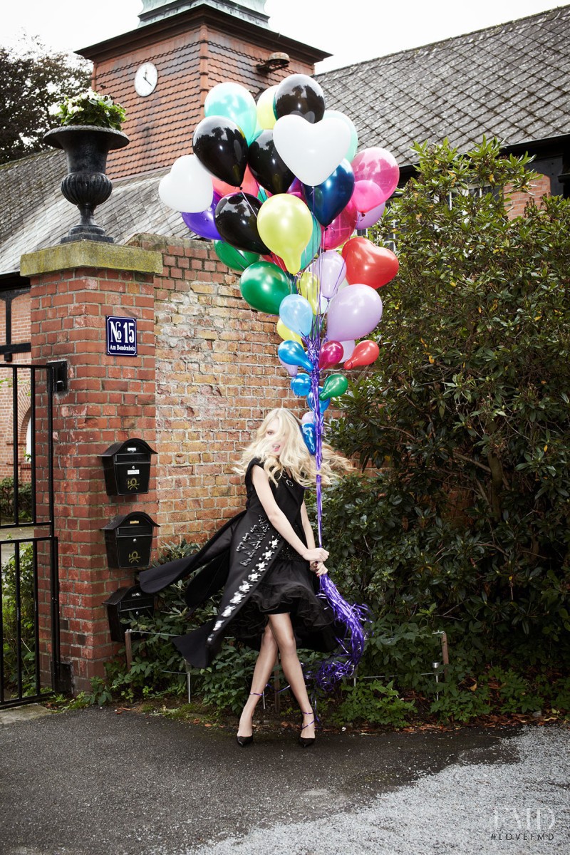 Oxana Moiseeva featured in Alice in Wonderland, December 2012