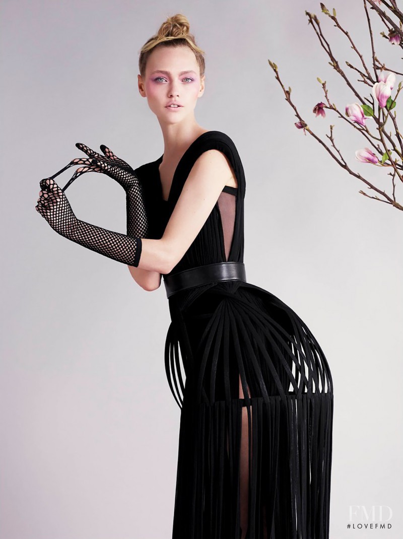 Sasha Pivovarova featured in Art Nouveau, June 2015