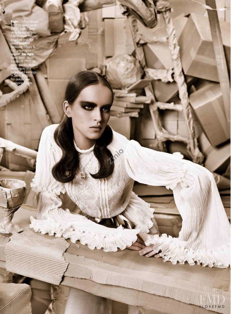 Iza Olak featured in American Beauty, February 2006