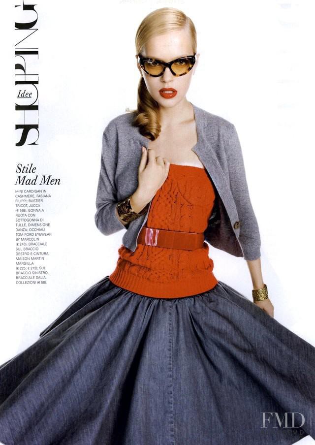 Liza Kei featured in Shopping Idee, December 2010