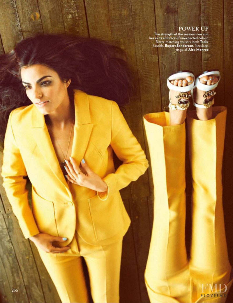 Liza Golden featured in It was all yellow, March 2015