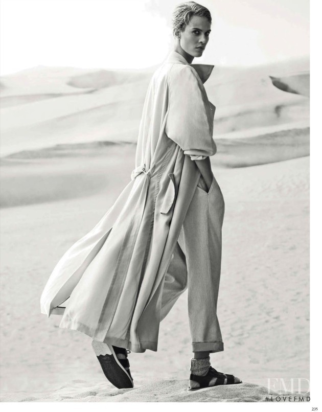 Aymeline Valade featured in Hommage an einen Superstar: Giorgio Armani, April 2015