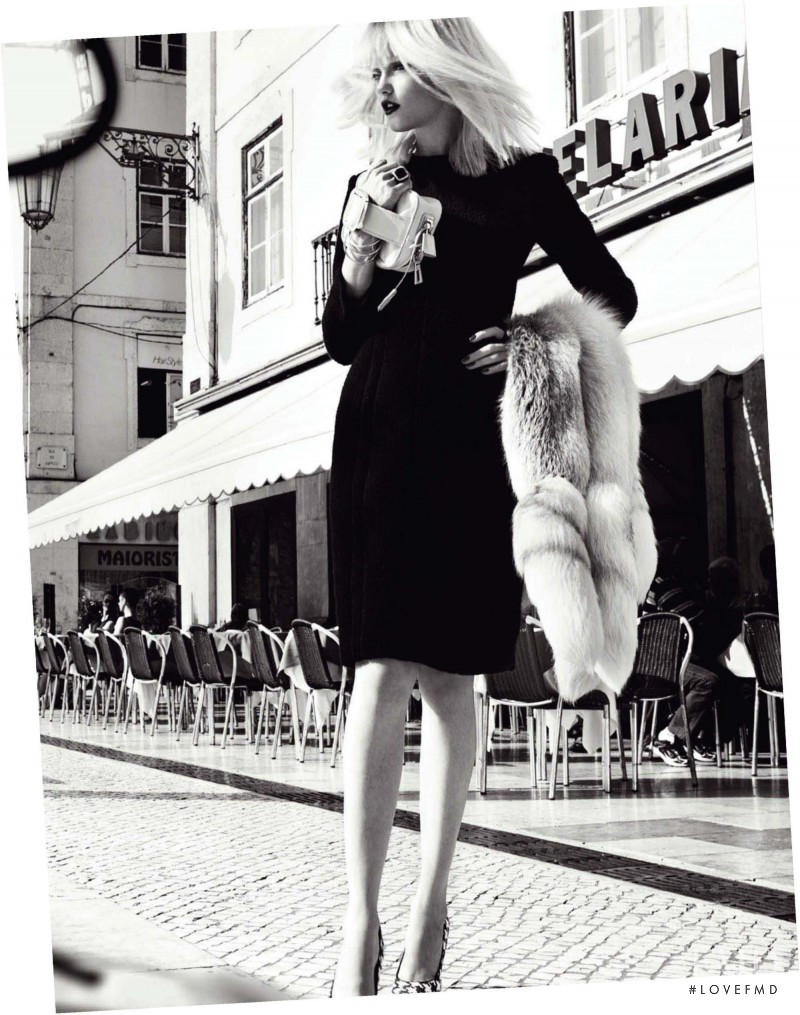 Vlada Roslyakova featured in Blanco & Negro, September 2011