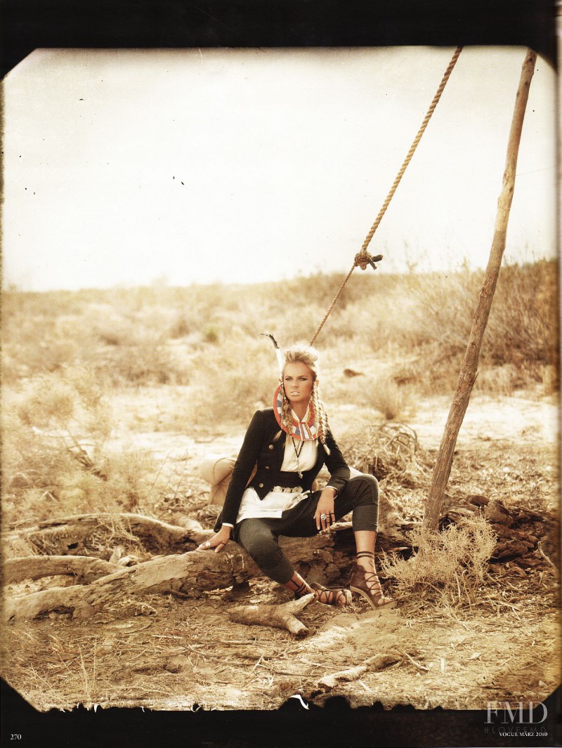 Anne Vyalitsyna featured in Neue Welt, March 2010