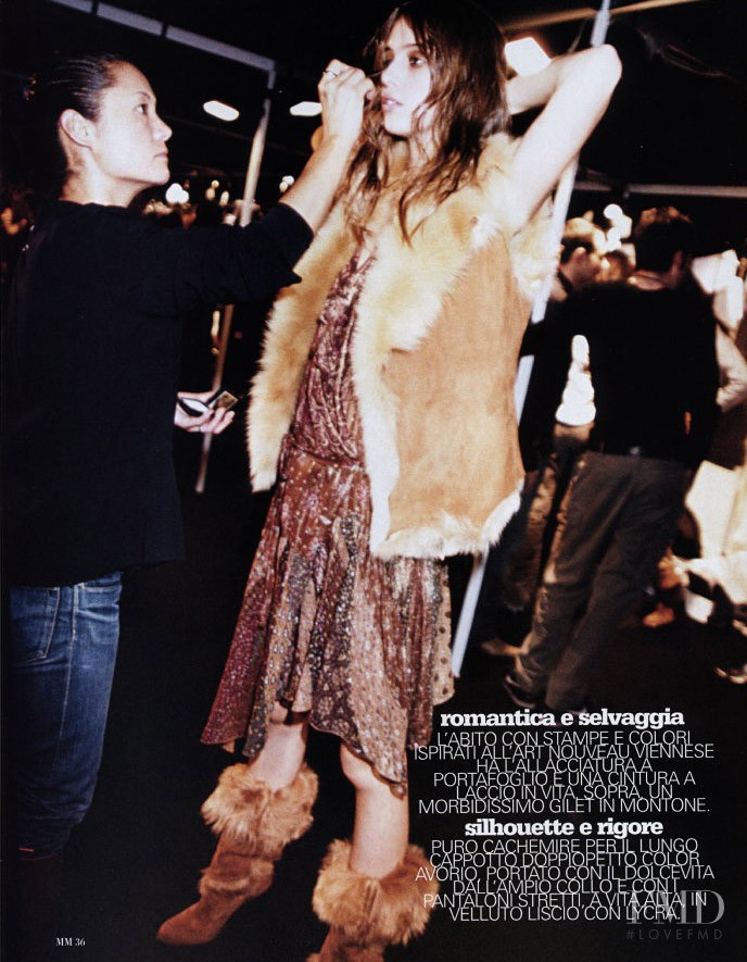 Season\'s Glamour, September 2002