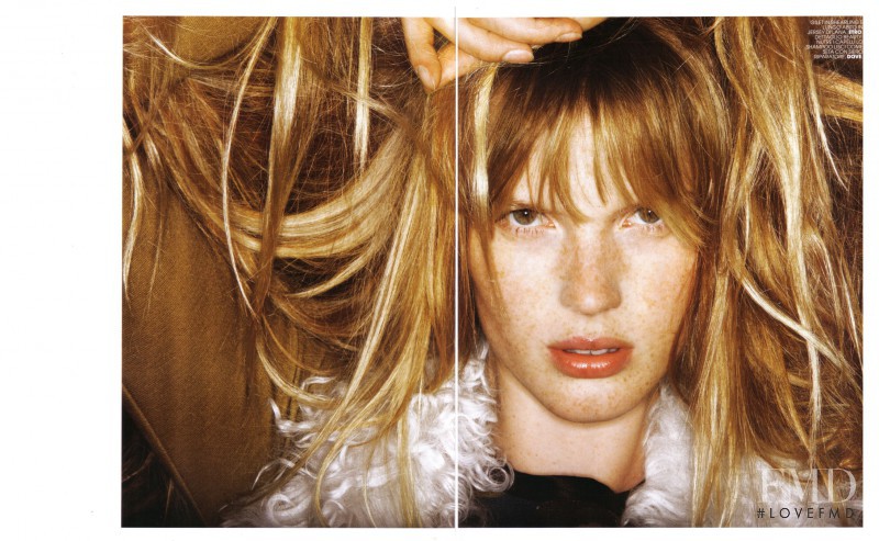 Anne Vyalitsyna featured in wildlife, October 2008