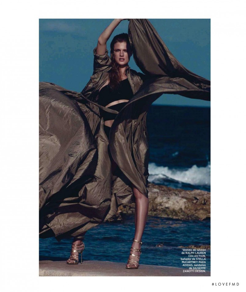 Constance Jablonski featured in Gracia, May 2015