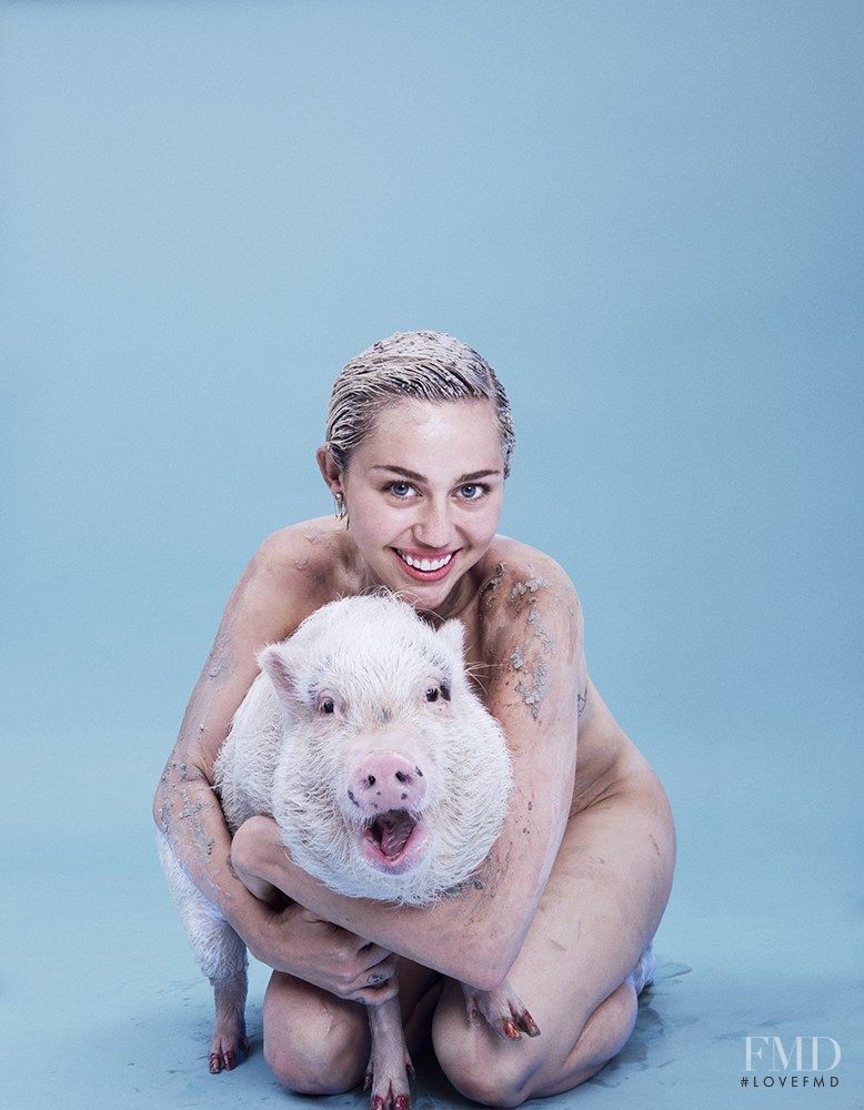 Miley Cyrus, June 2015