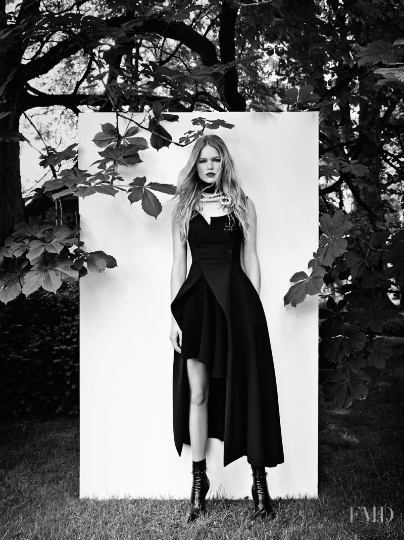 Anna Ewers featured in Anna Ewers, August 2015