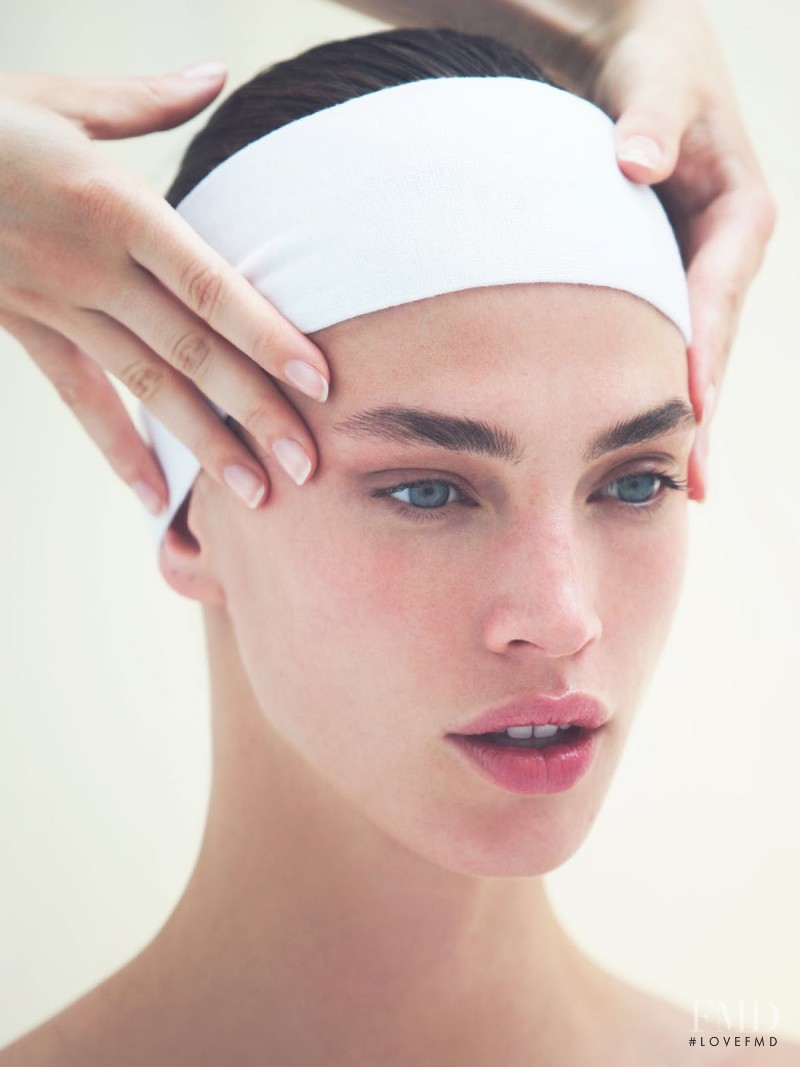 Crista Cober featured in Le Sens De La Formule, August 2015