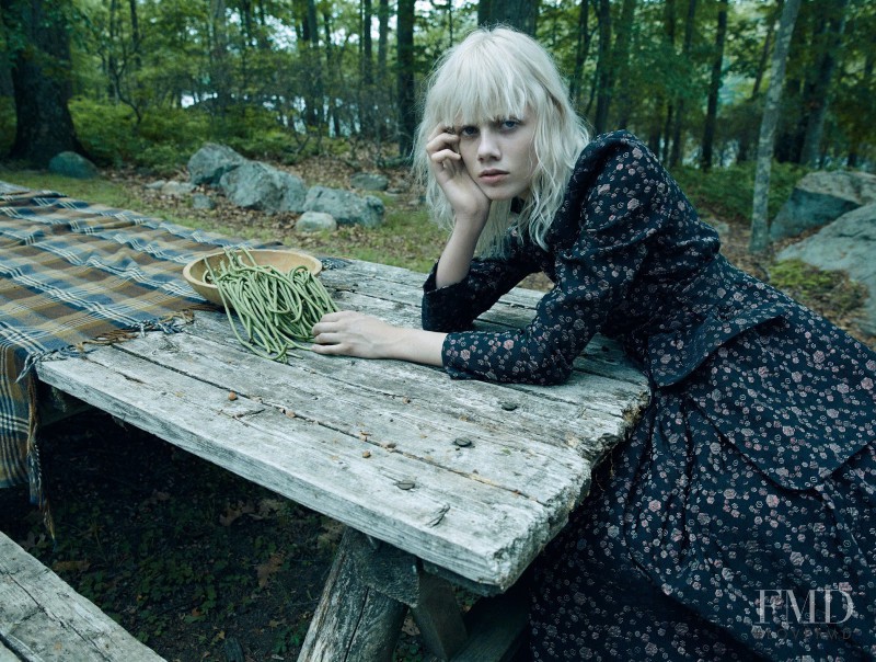 Marjan Jonkman featured in Dans la Forêt, August 2015