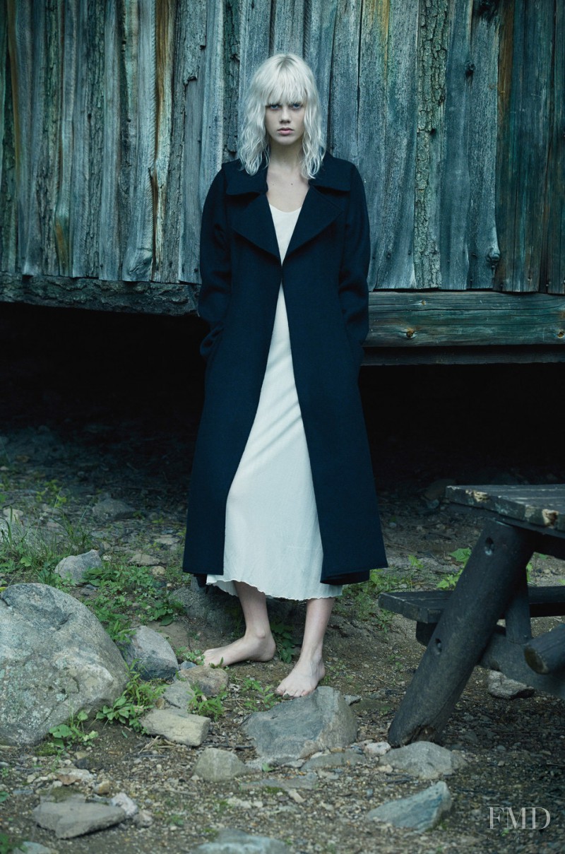 Marjan Jonkman featured in Dans la Forêt, August 2015