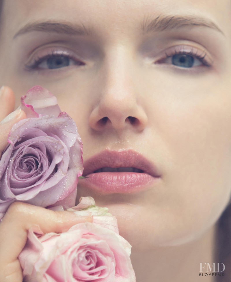 Lily Donaldson featured in Beauty, September 2015