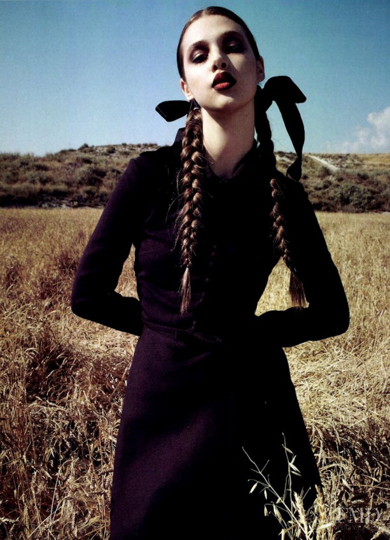 Anais Pouliot featured in Sierra Nevada, October 2011