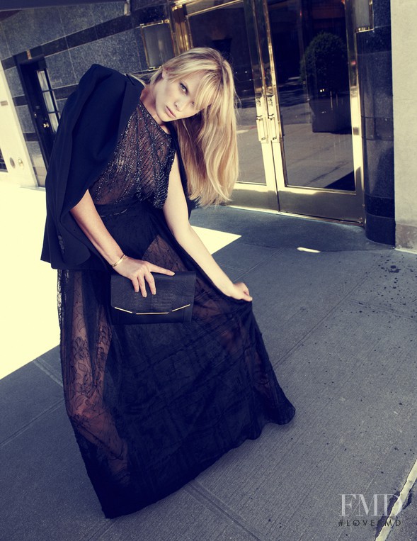 Anne Vyalitsyna featured in Luxe Et Approuvé, October 2011