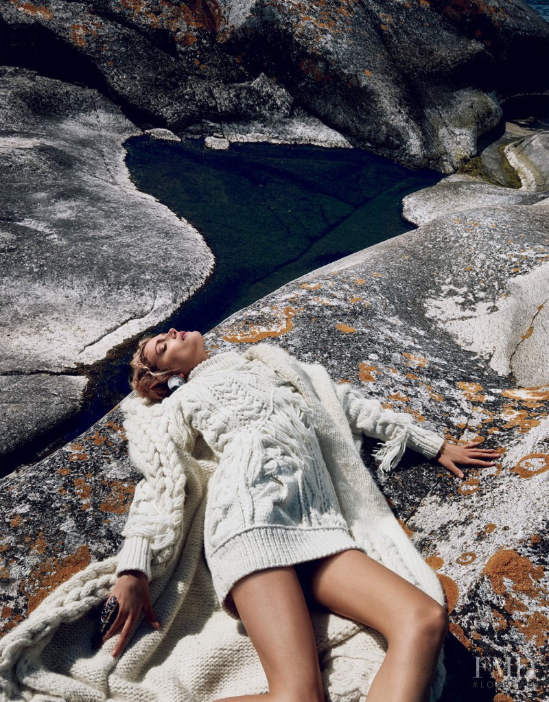 Lily Donaldson featured in The Nordic Queen, October 2015