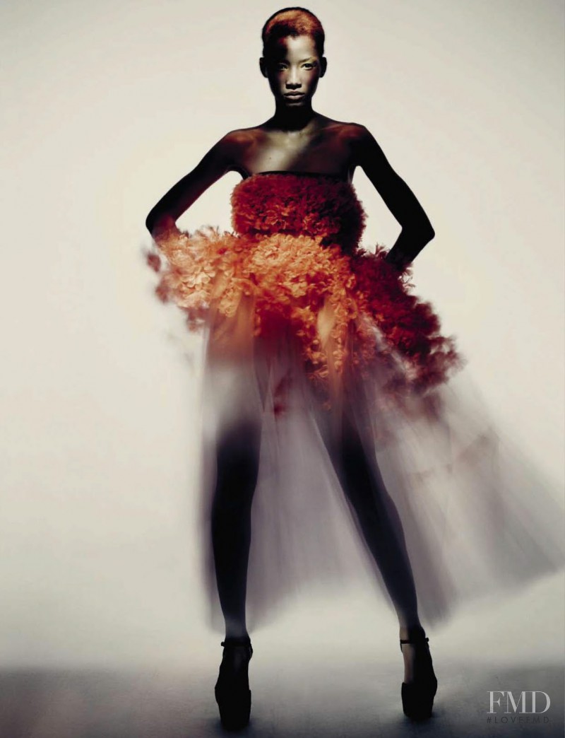 Lineisy Montero featured in Haute Couture, September 2015