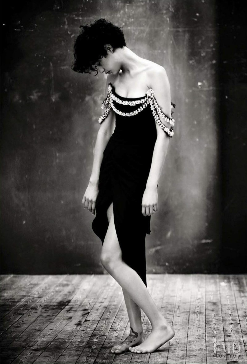 Damaris Goddrie featured in Damaris Goddrie & Luz Sanchez, September 2015