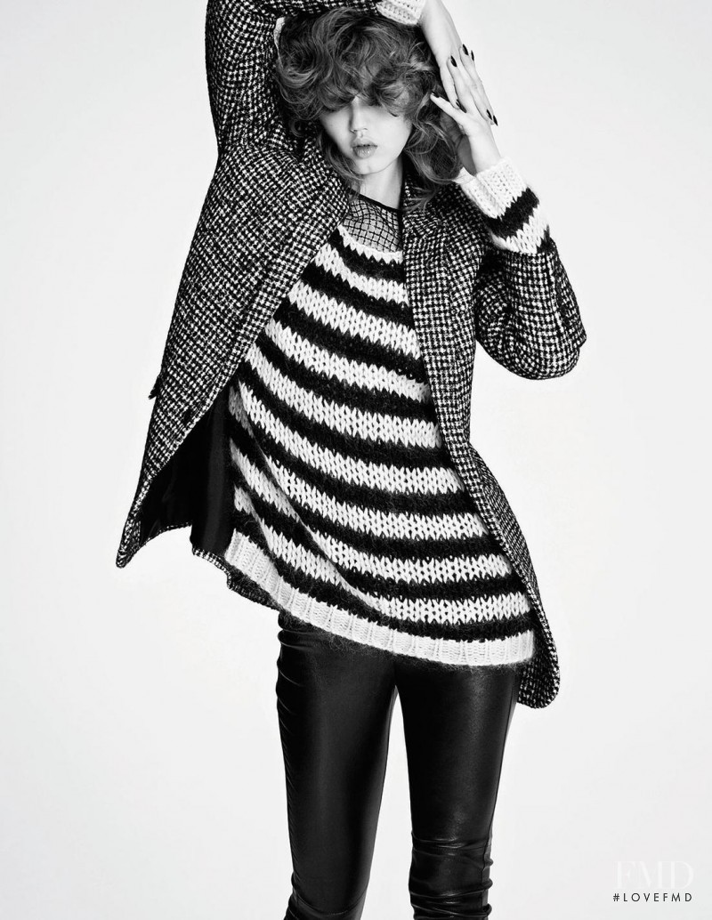 Lindsey Wixson featured in Lindsey Wixson Au Coeur Du Style, August 2015