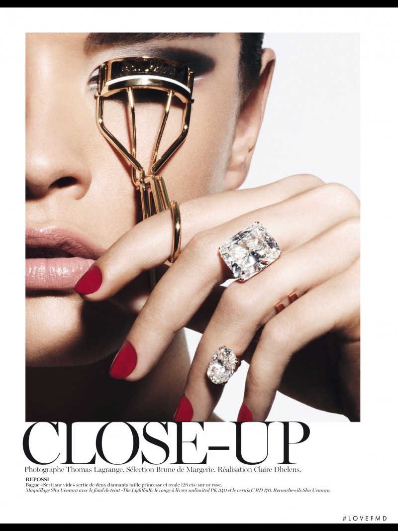 Crystal Renn featured in Close-Up, October 2013