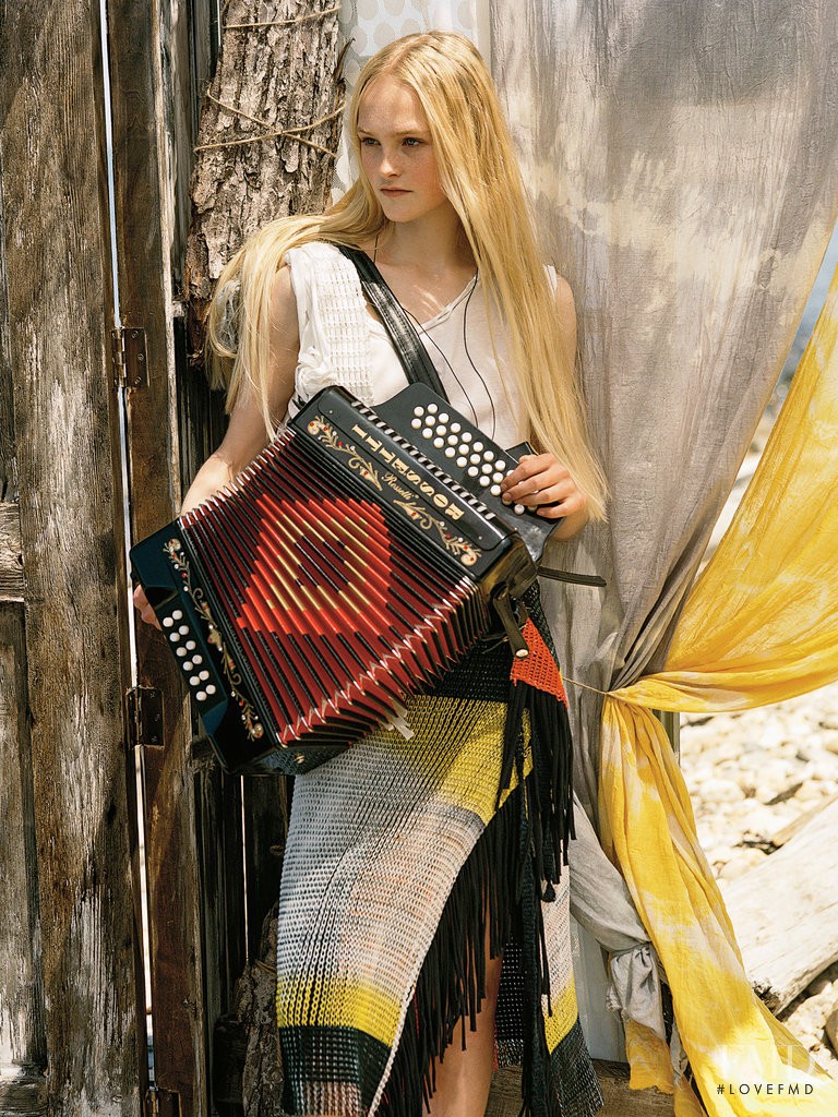 Jean Campbell featured in Brooklyn Beckham and Jean Campbell on the Shores of Montauk, October 2014