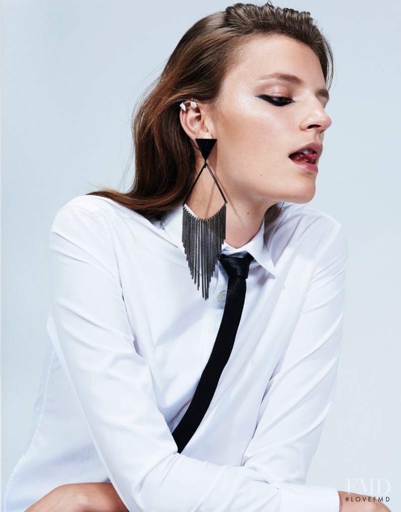 Laura Kampman featured in Black Sleek, September 2015