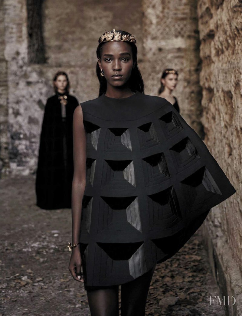 Leila Ndabirabe featured in Valentino Haute Couture Fall Winter 2015-16, September 2015