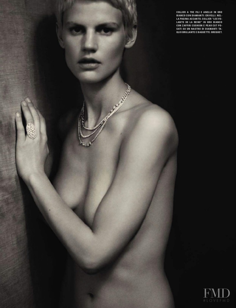 Saskia de Brauw featured in Precious Nudes, September 2015