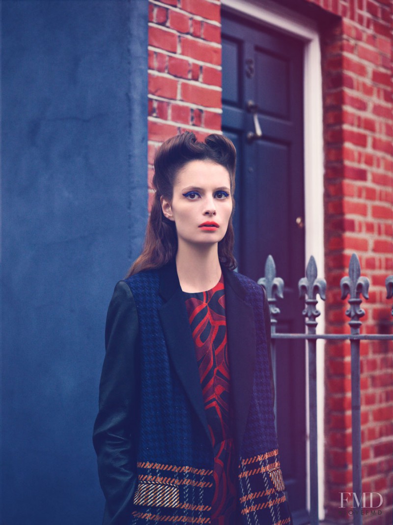 Suzie Bird featured in Daydream Believer, October 2011