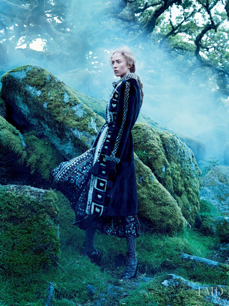 Raquel Zimmermann featured in Into the Woods, September 2015
