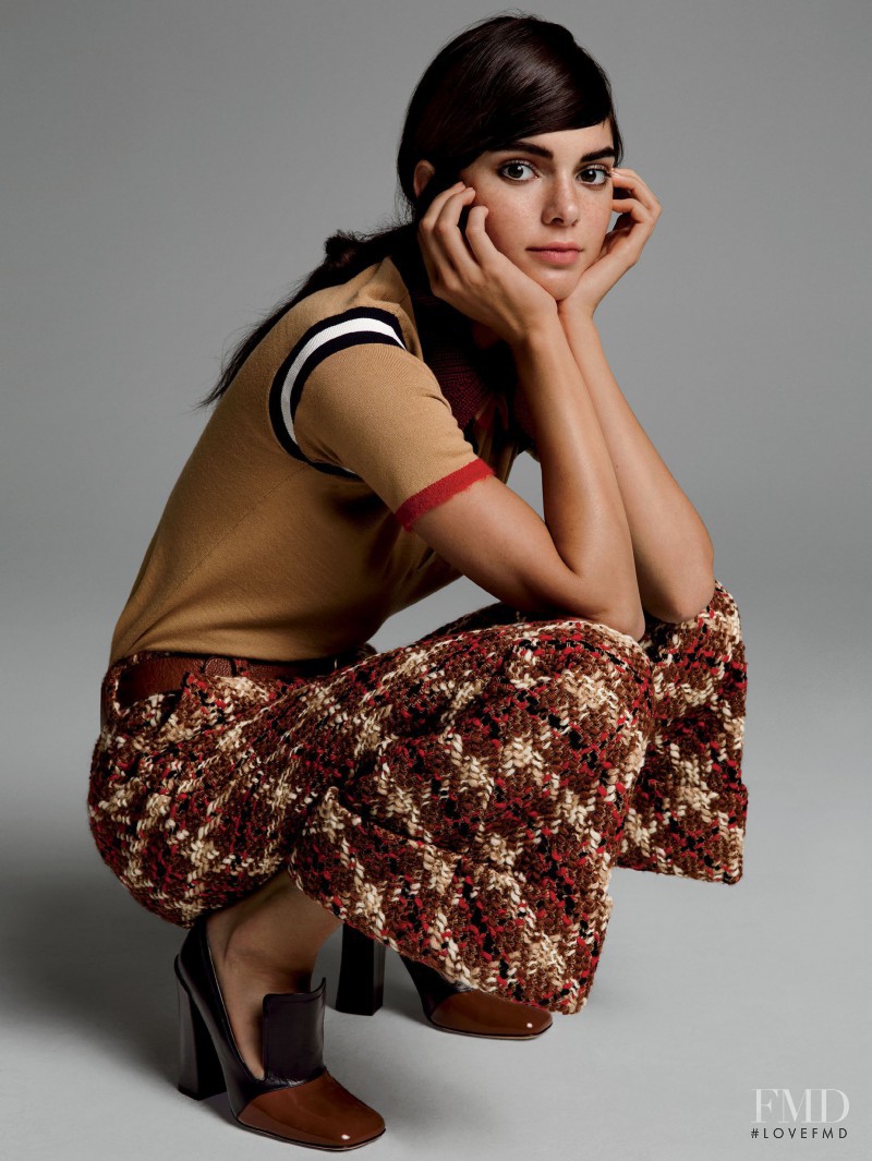 Kendall Jenner featured in Instant Classic, September 2015