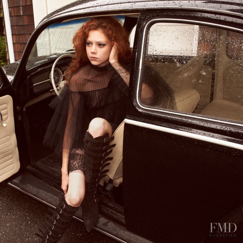 Natalie Westling featured in Amoureuse Solitaire, September 2015