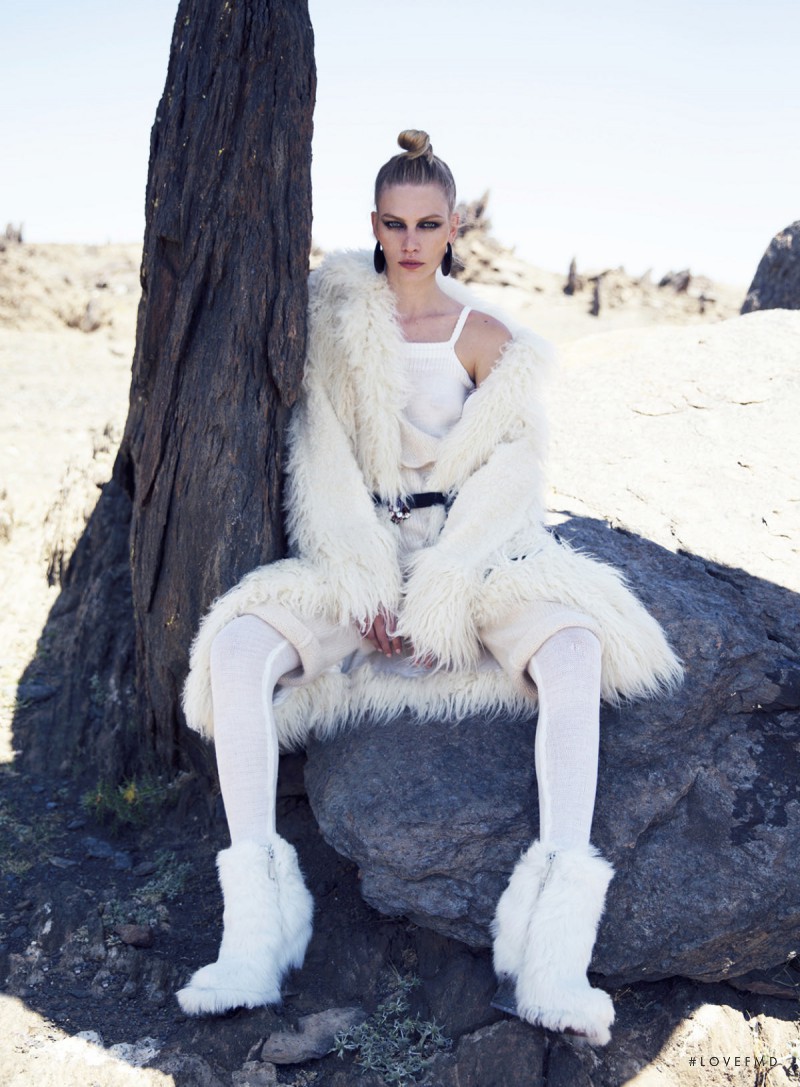 Aline Weber featured in Desert Moon, October 2015