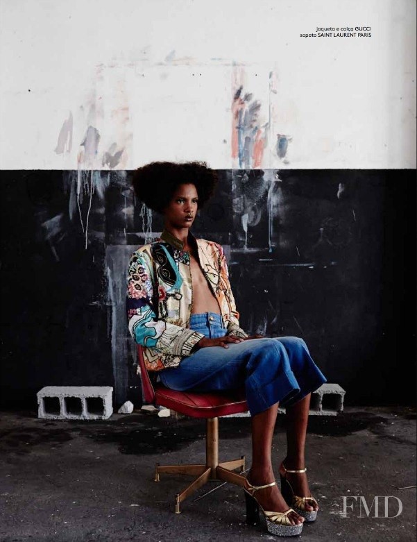 Thaina Oliveira da Silva featured in Pantera Negra, June 2015