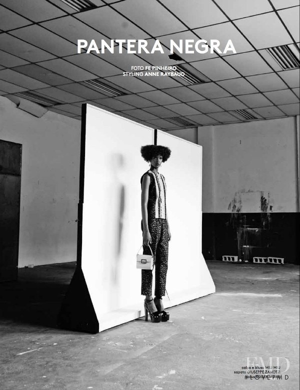 Thaina Oliveira da Silva featured in Pantera Negra, June 2015