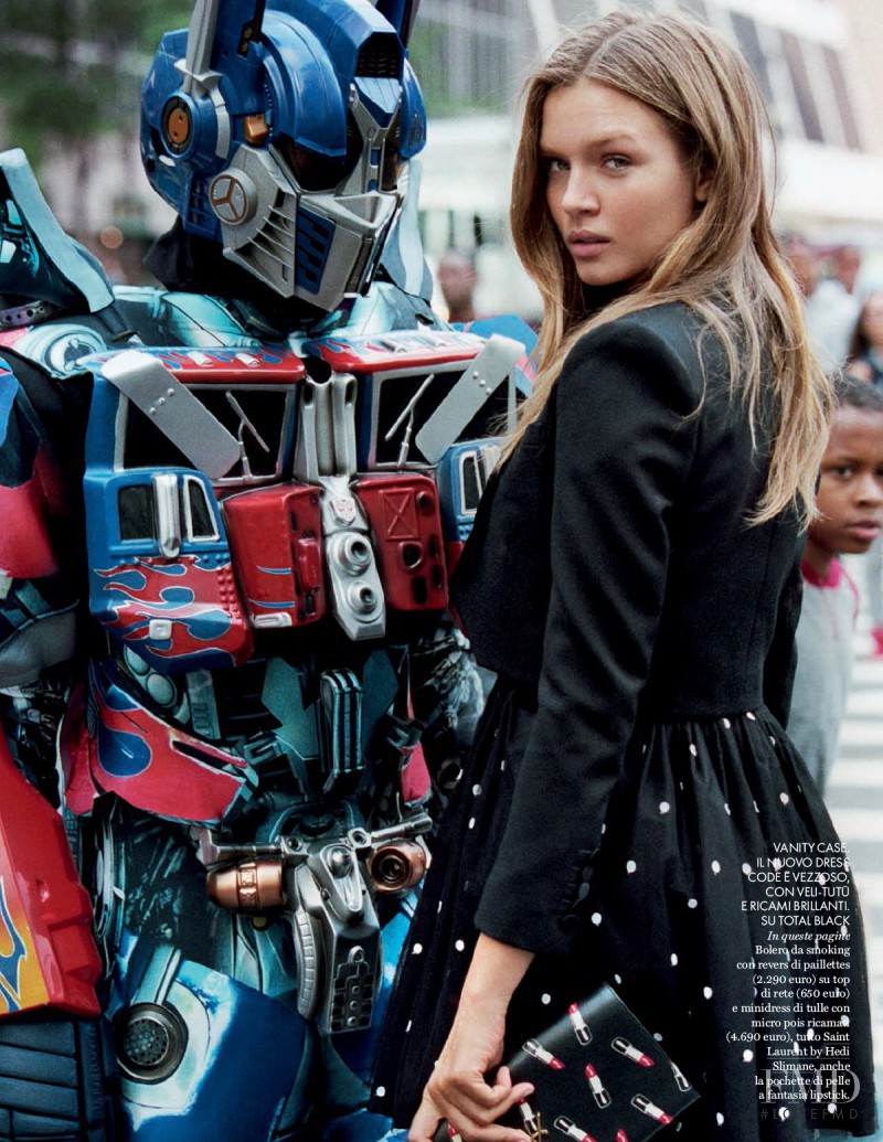 Josephine Skriver featured in Tendenze 1 Presente Futuro, September 2015