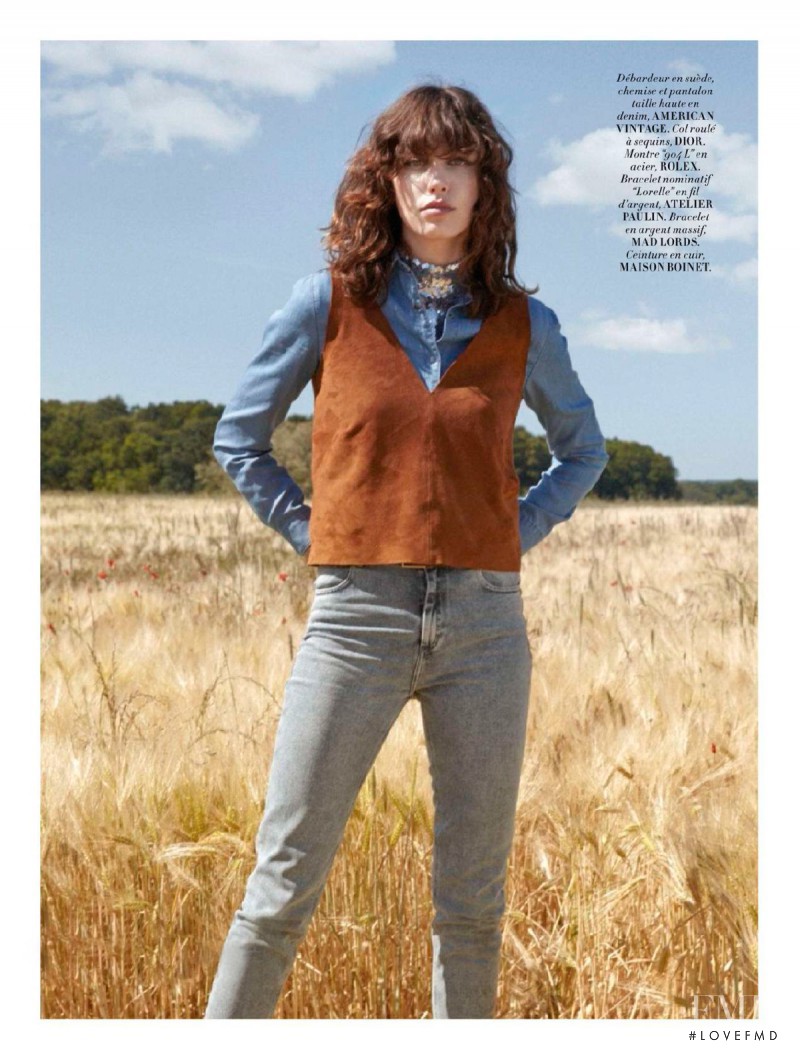 Lorelle Rayner featured in Country Life, August 2015