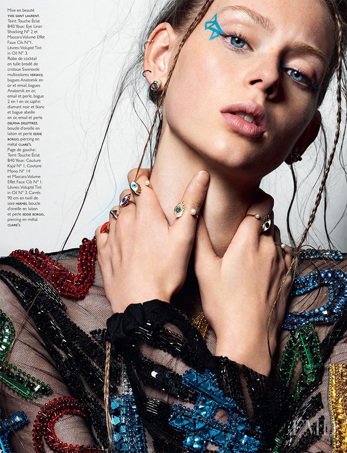 Lauren de Graaf featured in Beauty, September 2015