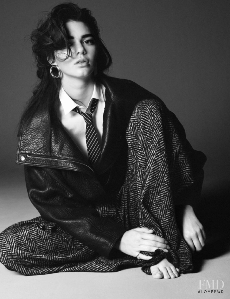 Kendall Jenner featured in #Kendall, October 2015