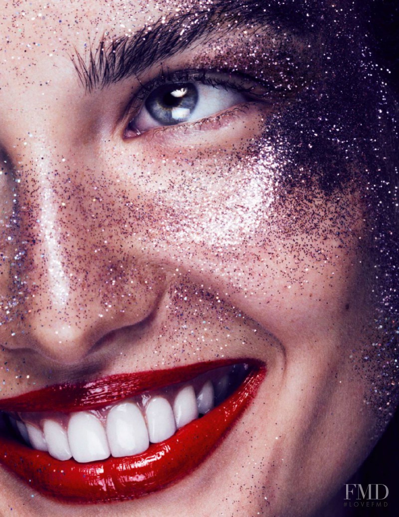 Andreea Diaconu featured in Cosmetique Iconique, October 2015
