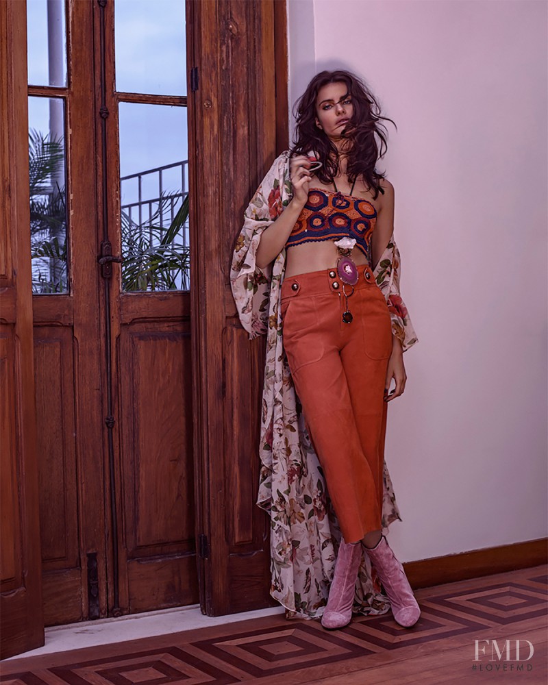 Isabeli Fontana featured in Nova Boemia, October 2015